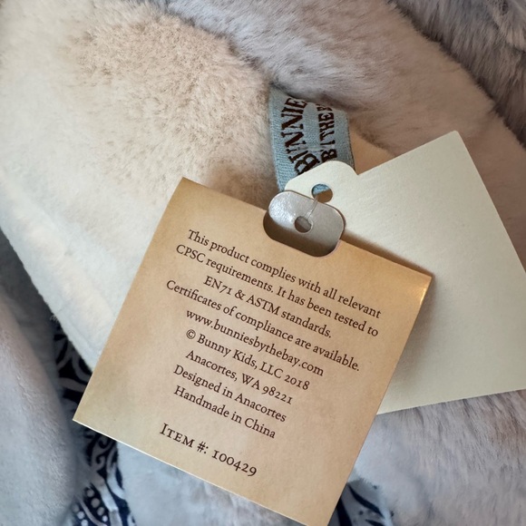 Bunnies by the Bay gray ‘Sweet Nibble’ Bunny plush NWT - Picture 4 of 15